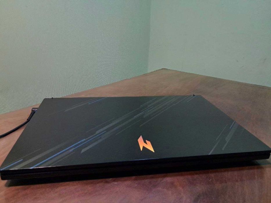 Acer Nitro V15-51/RTX 4050/i5-13420H 16 GB/SSD 512 GB