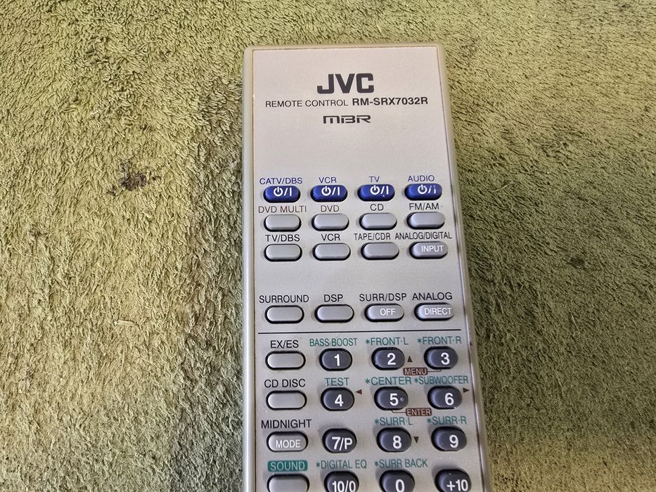 JVC RM-SRX7032R oryginalny pilot zdalnego sterowania.