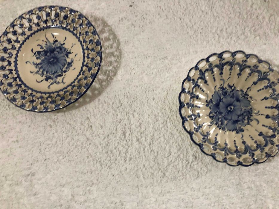 Conjunto de pratos decorativos