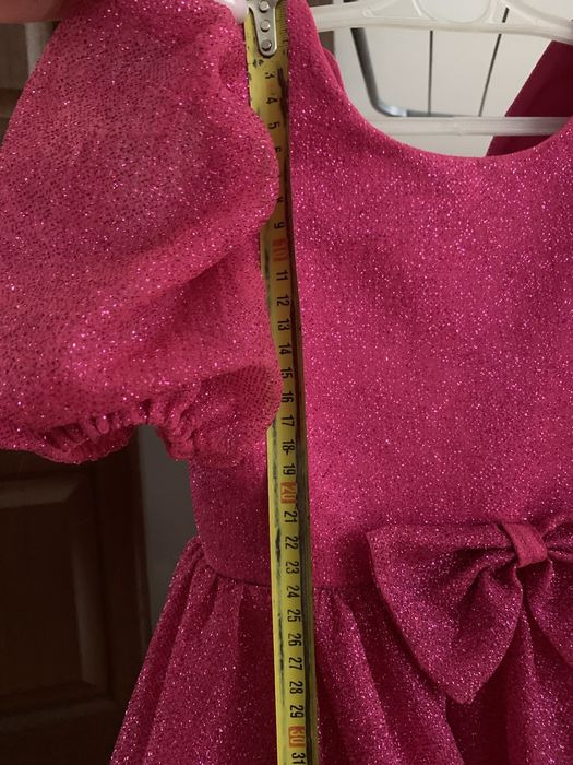 плаття нарядне рожеве 116р сукня