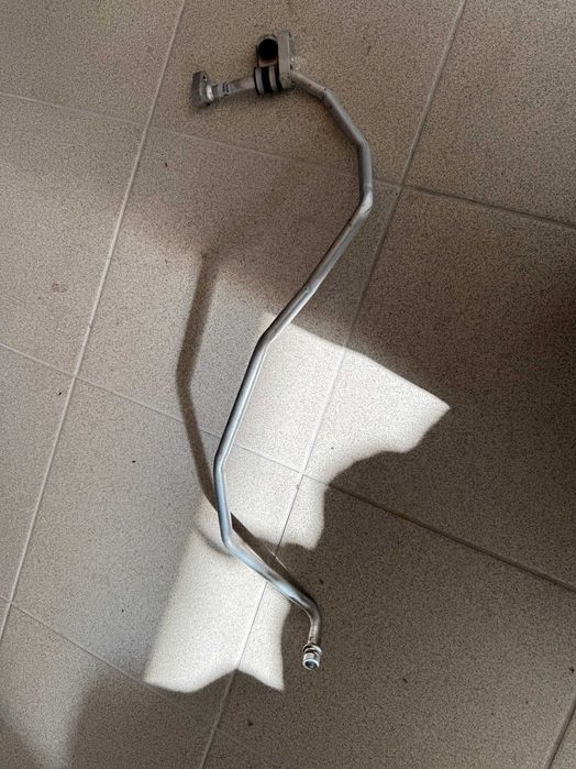 Nissan Leaf II ZE1 przewód rurka wąż klimatyzacji 924473NLOB