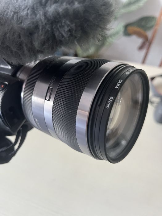 Відеокамера Sony NEX VG20
