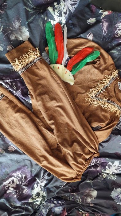 Kostium strój przebranie Indianin  pióropusz costume
