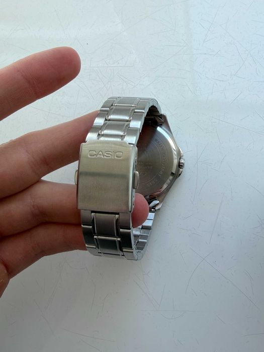 Годинник Casio Sapphire WR 50M