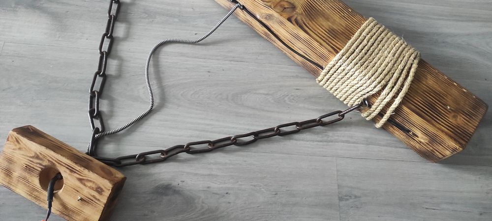 Drewniana Lampa LOFT ze starej belki
