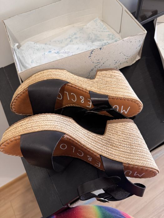 Sapato de salto alta nunca usado 41