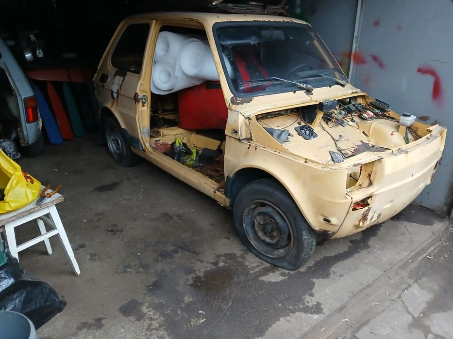 Fiat 126 - szyby itp sprzedam