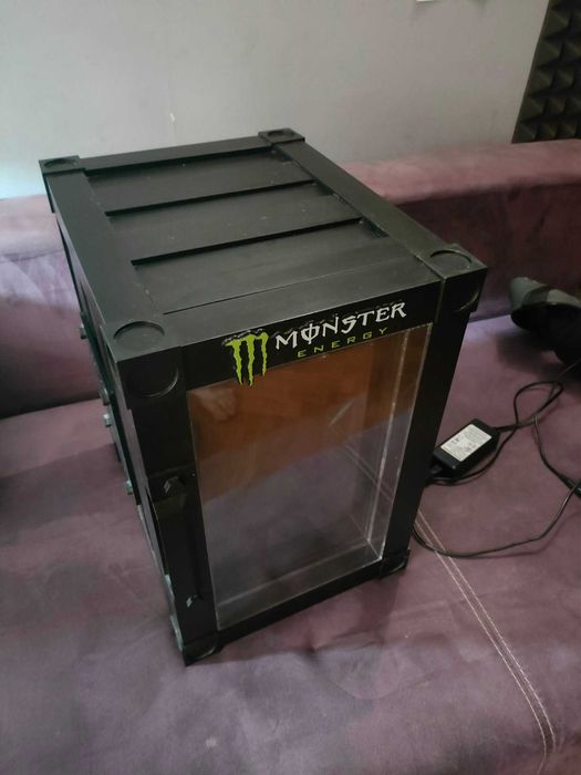 Lodówka Monster Energy