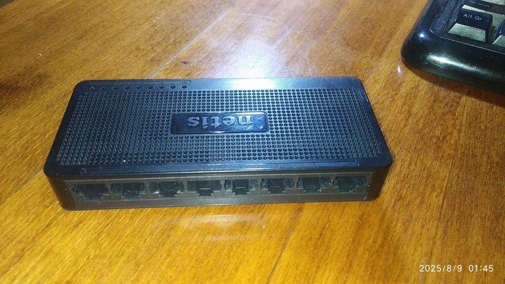 Коммутатор Netis ST3108S,TL-SF1005D