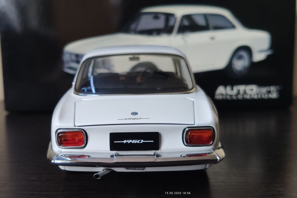 Alfa Romeo 1750 GTV 1:18 AutoArt