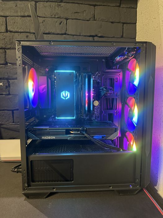 Komputer Gamingowy Ryzen 5 Radeon9060xt 32gb ram 1tb!
