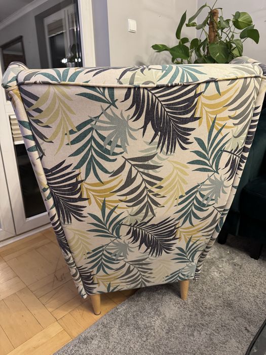 Używany fotel wraz z podstawka pod nogi z Ikea