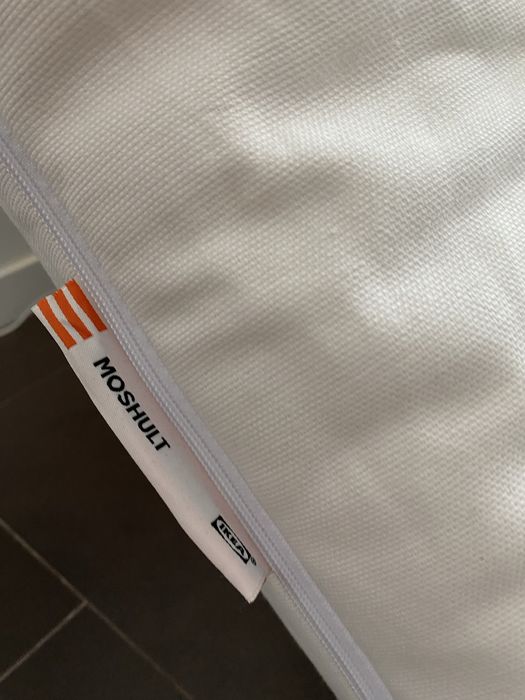 Colchão de solteiro - IKEA