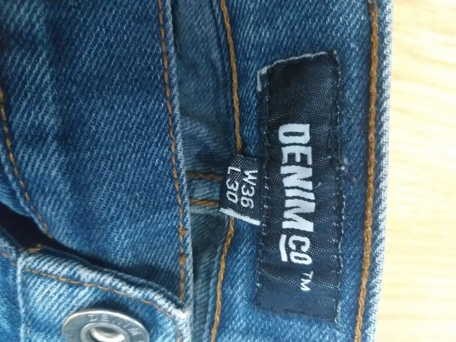 Продати джинсы фирмы Demis Co, Gap, Straight.