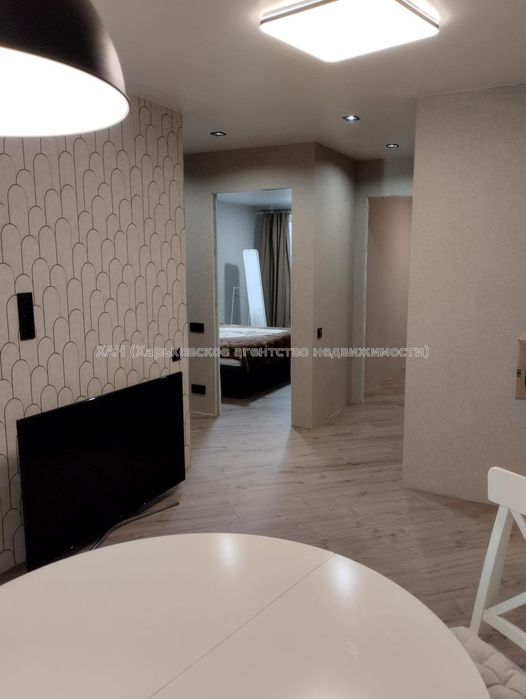 АН Продам 3 кв. П.Поле, м."23 Августа". Евроремонт.42000.Д57.