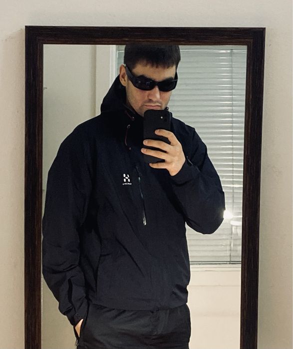 (L) HAGLOFS GORE TEX Черная курточка на мембране осенняя весенняя tnf