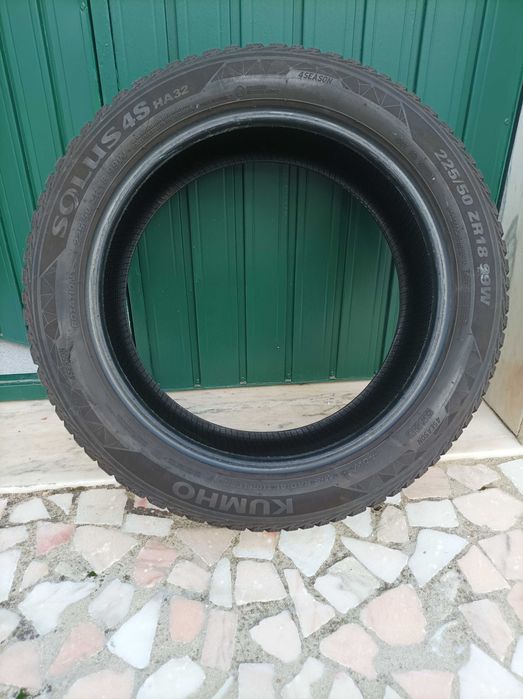 Pneus Kumho solus 225/50 zr ,18 99w