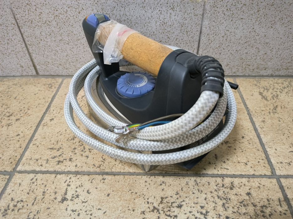 Праска DeLonghi Pro1100 800W