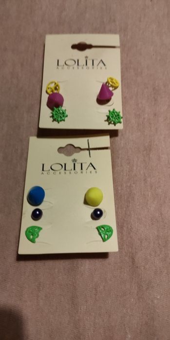 Biżuteria plastikowa