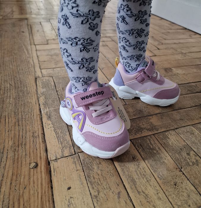 Buty sneakersy dziewczęce. R. 20
