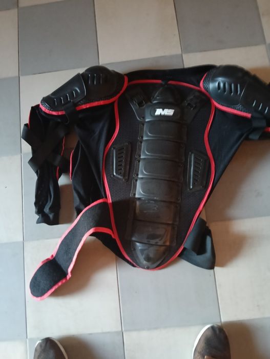 Equipamento de cross