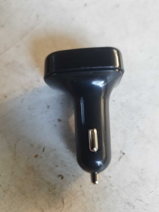 Transmiter FM bluetooth ładowarka samochodowa zestaw głośnomówiący