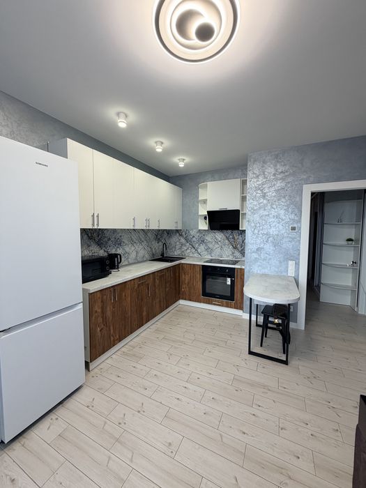 Оренда простороі евродвушки 52 м в ЖК Лісовий Квартал