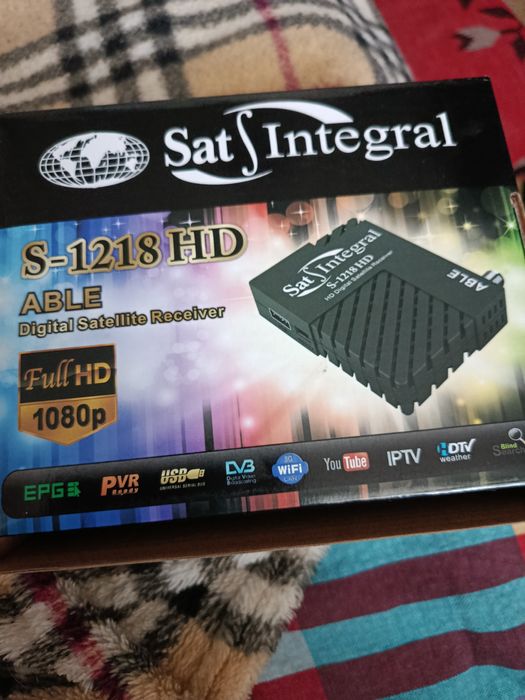 Цифровой спутниковый тюнер -ресивер (приставка)