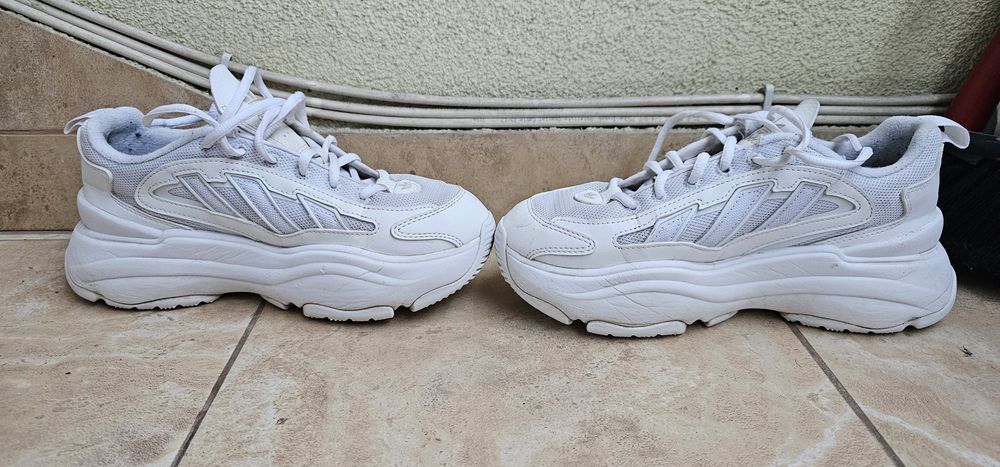 ADIDAS OZGAIA damskie buty rozmiar 39⅓ wkładka 24,5cm