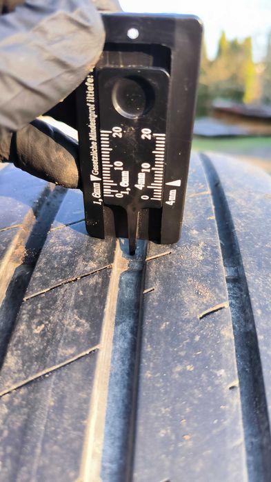koła, alufelgi 5x112 r16 golf V letnie, z oponami Goodyear Efficientgrip Performance 2 (DOT 11/21)