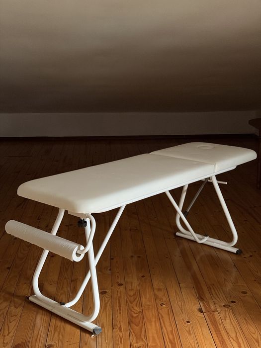 Marquesa branca para massagem/depilação