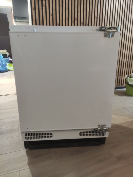 Lodówka, Chłodziarka pod zabudowę Kernau KBR 08122.1