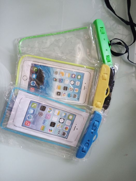 Влагозахисний чехол на телефон