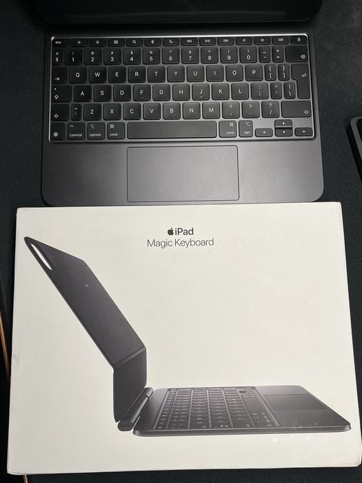 Apple Magic Keyboard - do IPada Pro 11” M4 (2024)