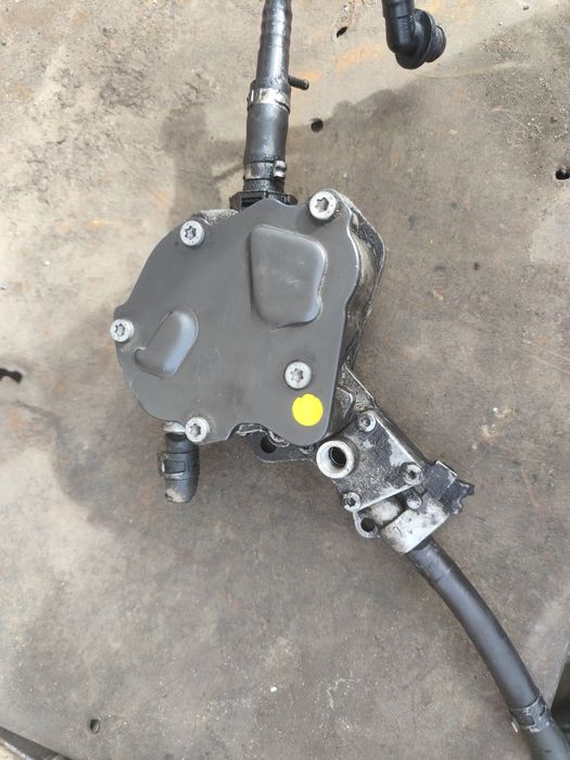 Vacum pompa paliwa 1.9 TDI 2.0 TDI VW Golf V Passat B6 Touran Skoda Octavia II Audi A3 8P 561005310 LUK