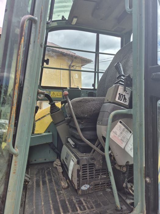 Екскаватор Yanmar sv 100