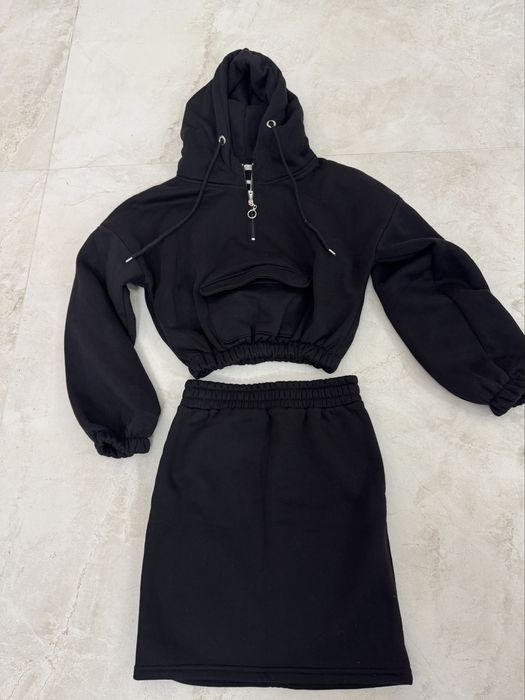 Zestaw bluza plus spódniczka