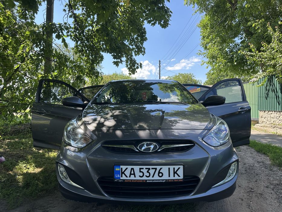 Продам своє авто в гарному стані.