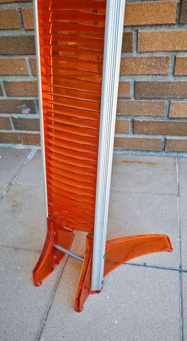 Suporte CD em plástico e alumínio