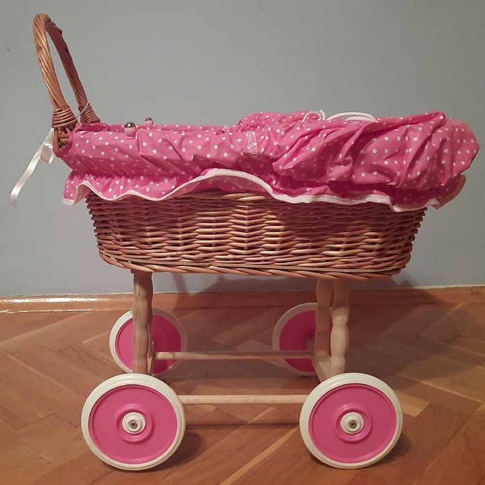 Wózek dla lalek z pościelą + łóżeczko