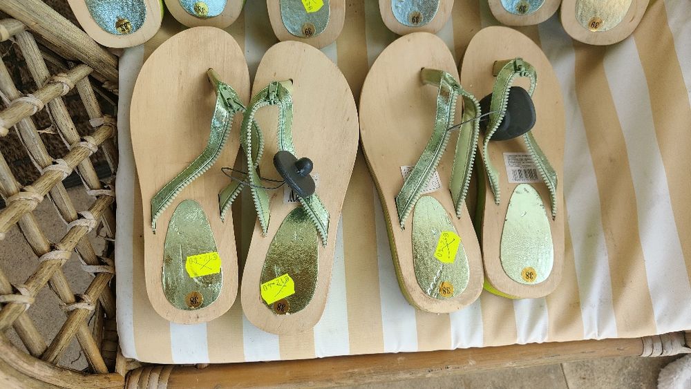 Chinelos dedo novos vários números