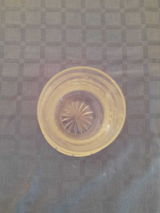 Taça decorativa em vidro