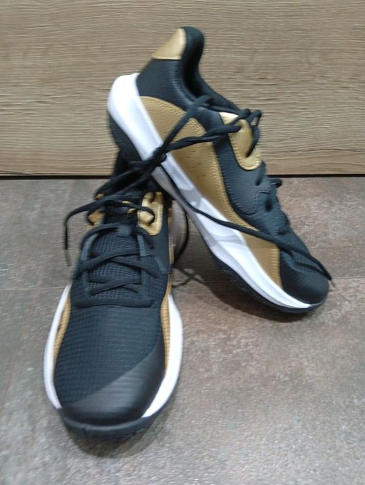 Buty do koszykówki męskie Under Armour UA Lockdown 7 Low  rozmiar 44,5