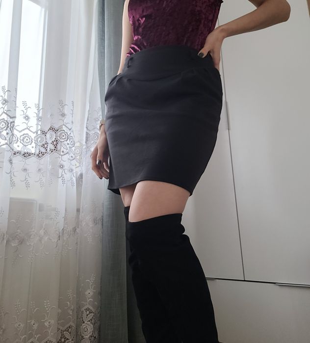 Czarna spódnica S/M