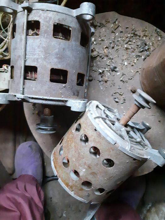 Электродвигатели продам