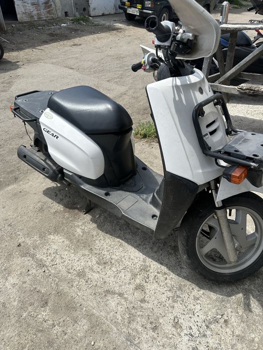 Скутер Yanaha Gear