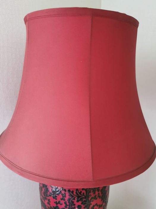 Lampa duża stojąca (komoda, konsola, postument itp)
