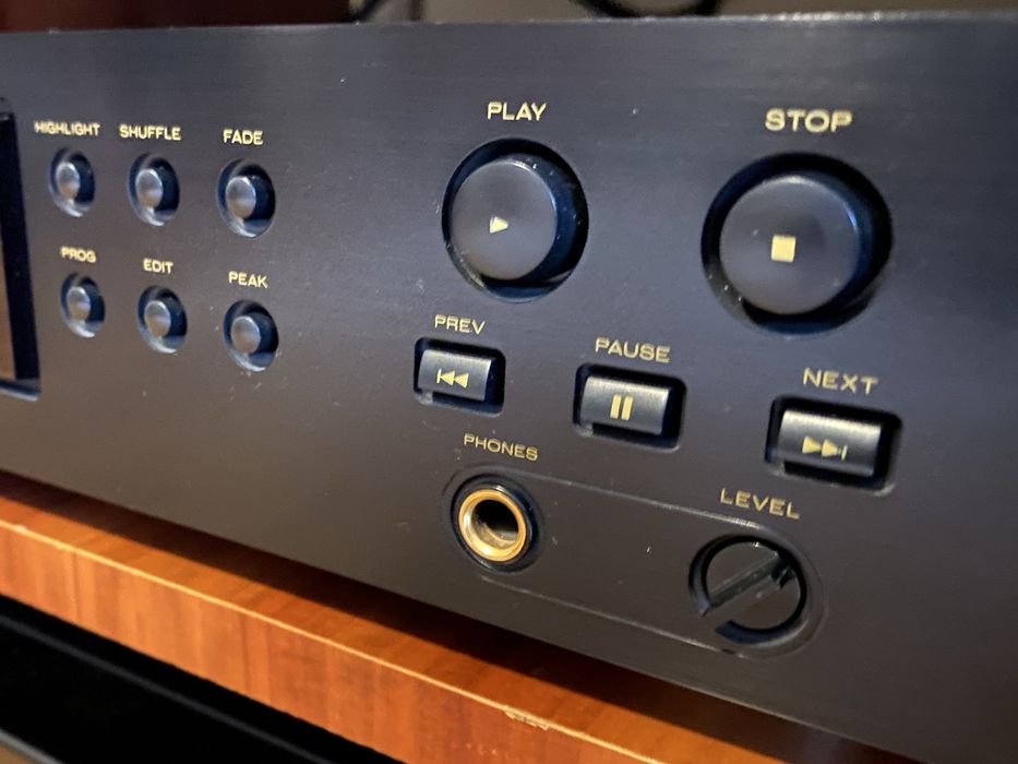 Odtwarzacz Marantz CD-5000  DAC TDA 1549T