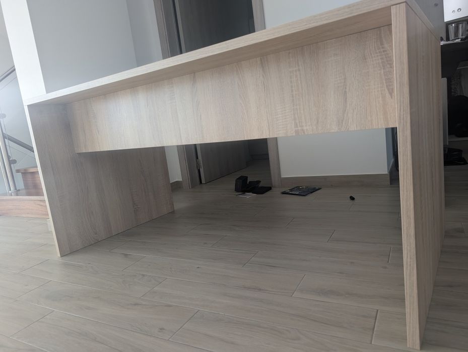 Secretaria em bom estado 160x80cm