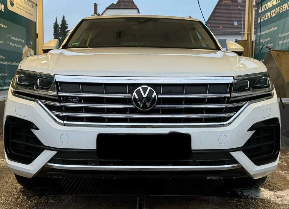 VW TOUAREG III R-LINE, Туарег 3 бампер передний  запчасти б/у
